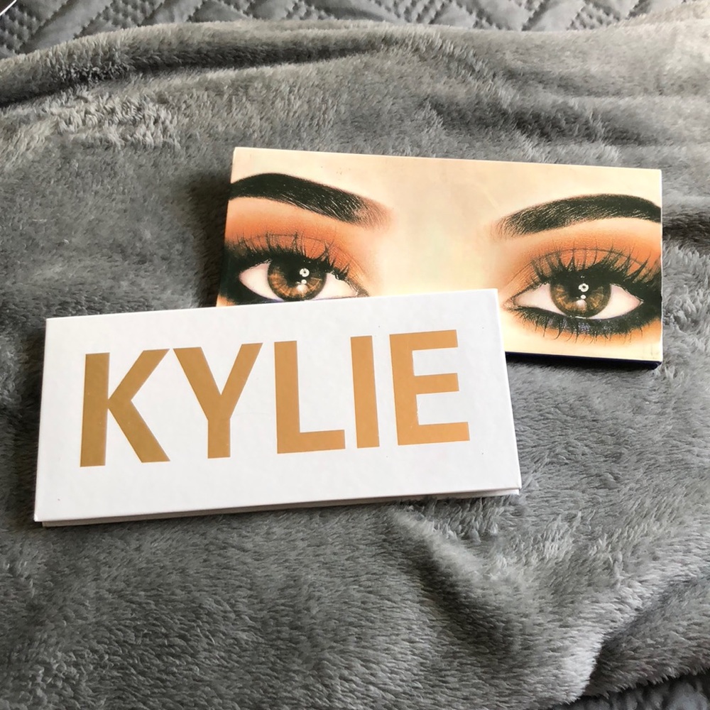 Royal peach pallet